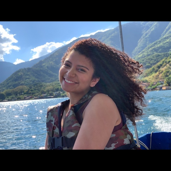 Meet your Posher, Tatiana - Picture 1 of 1